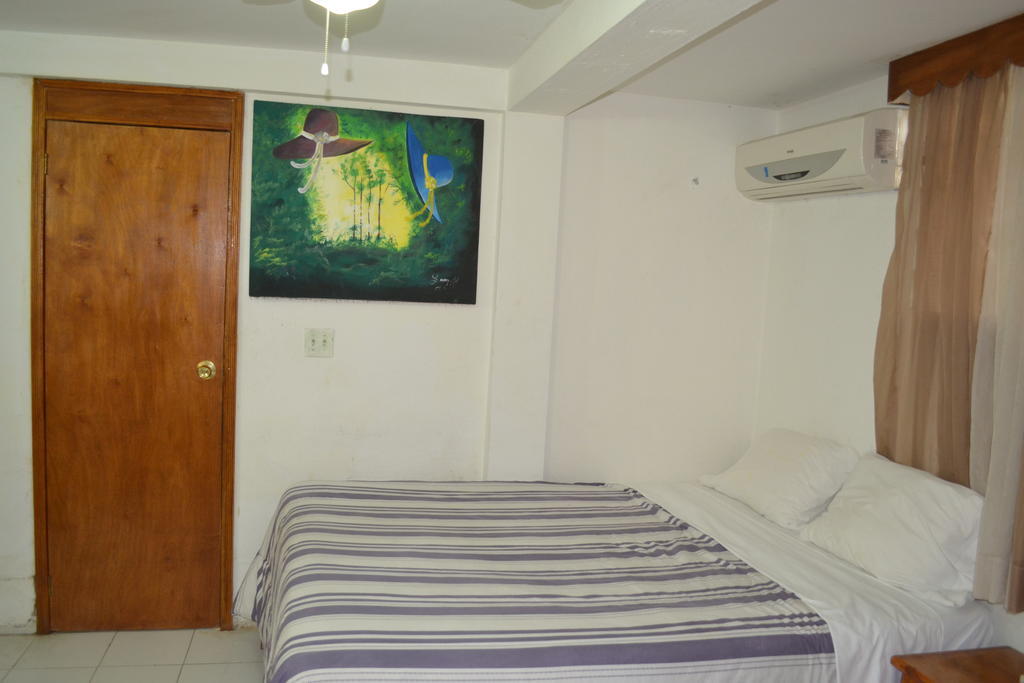 Pacot Breeze Hotel Musseau Pokoj fotografie