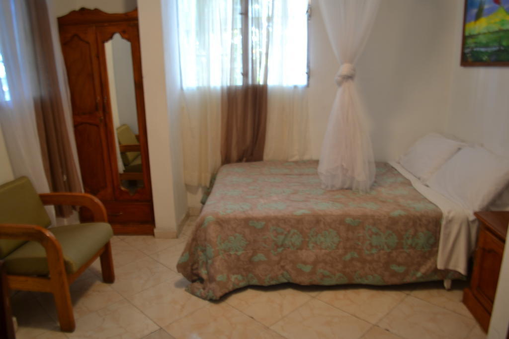 Pacot Breeze Hotel Musseau Pokoj fotografie