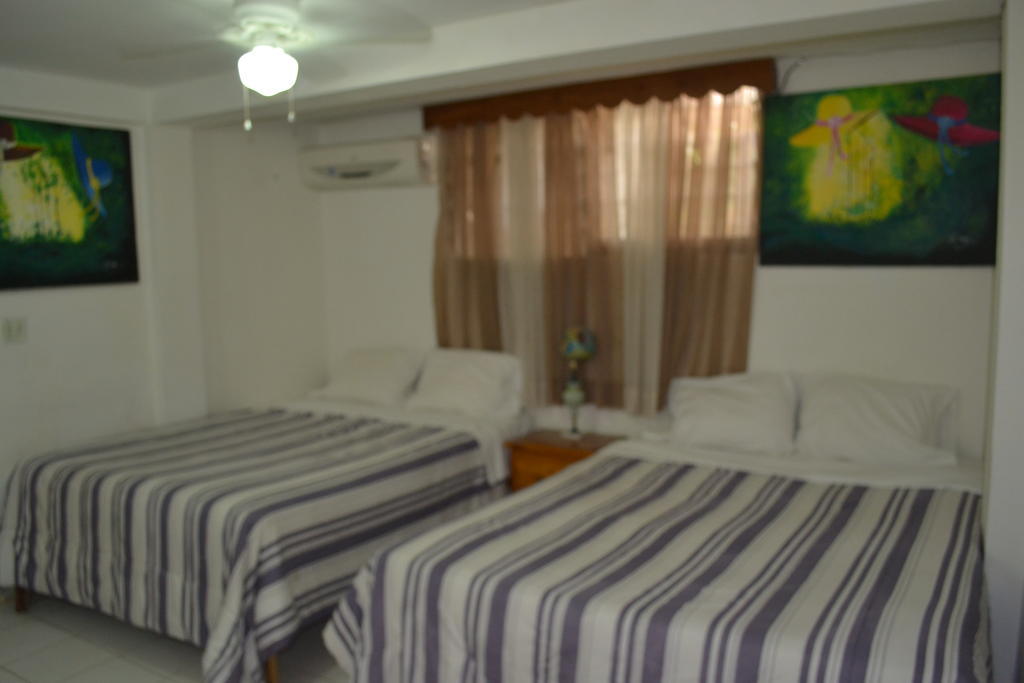 Pacot Breeze Hotel Musseau Pokoj fotografie